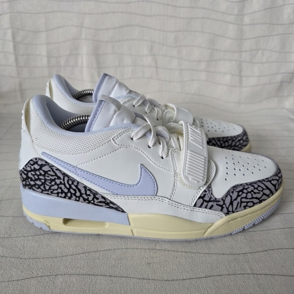 Nike Womens Air Jordan Legacy 312 Low Sail Cement Grey Black FQ7827-101 Size 9.5 - Picture 1 of 10